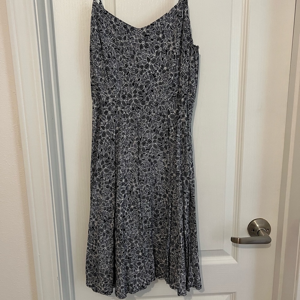 EXTRA SMALL OLD NAVLY FLORAL SUNDRESS